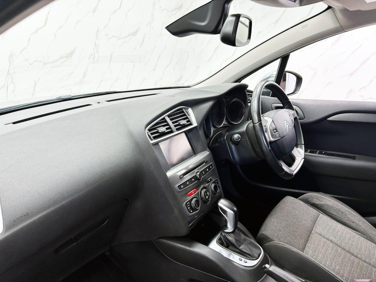 Citroen C4 view 14