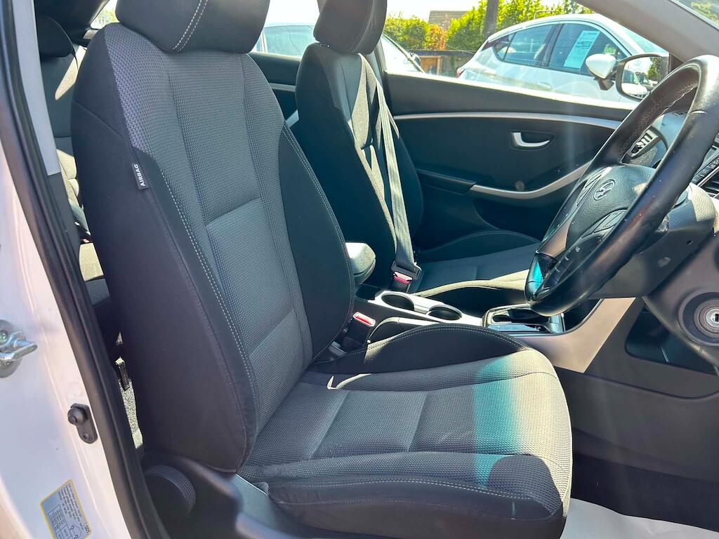 Hyundai I30 view 11