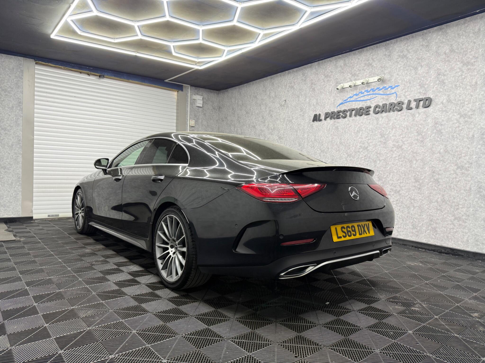 Mercedes-Benz CLS view 6