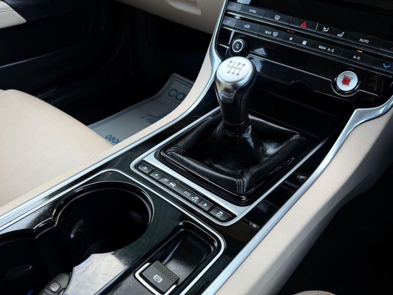 Jaguar Xe view 28
