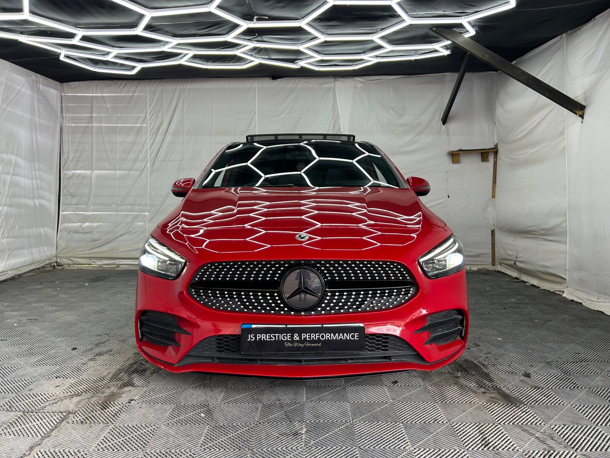 Mercedes-Benz B Class view 5