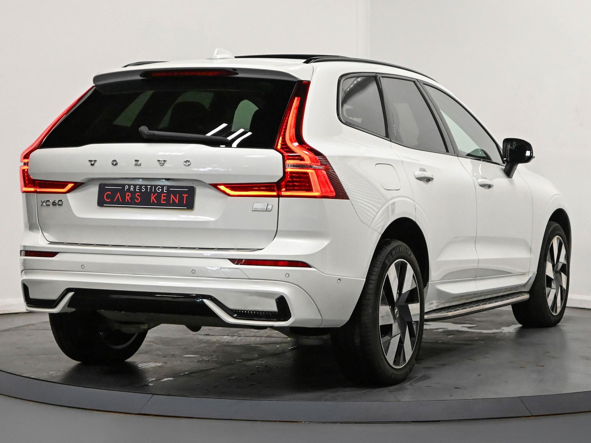 Volvo XC60 view 27