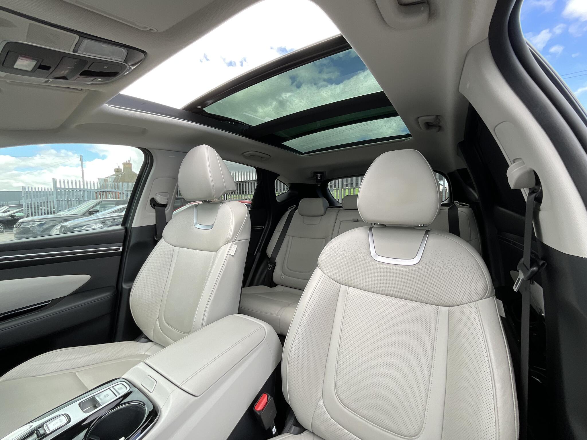 Hyundai Tucson view 17