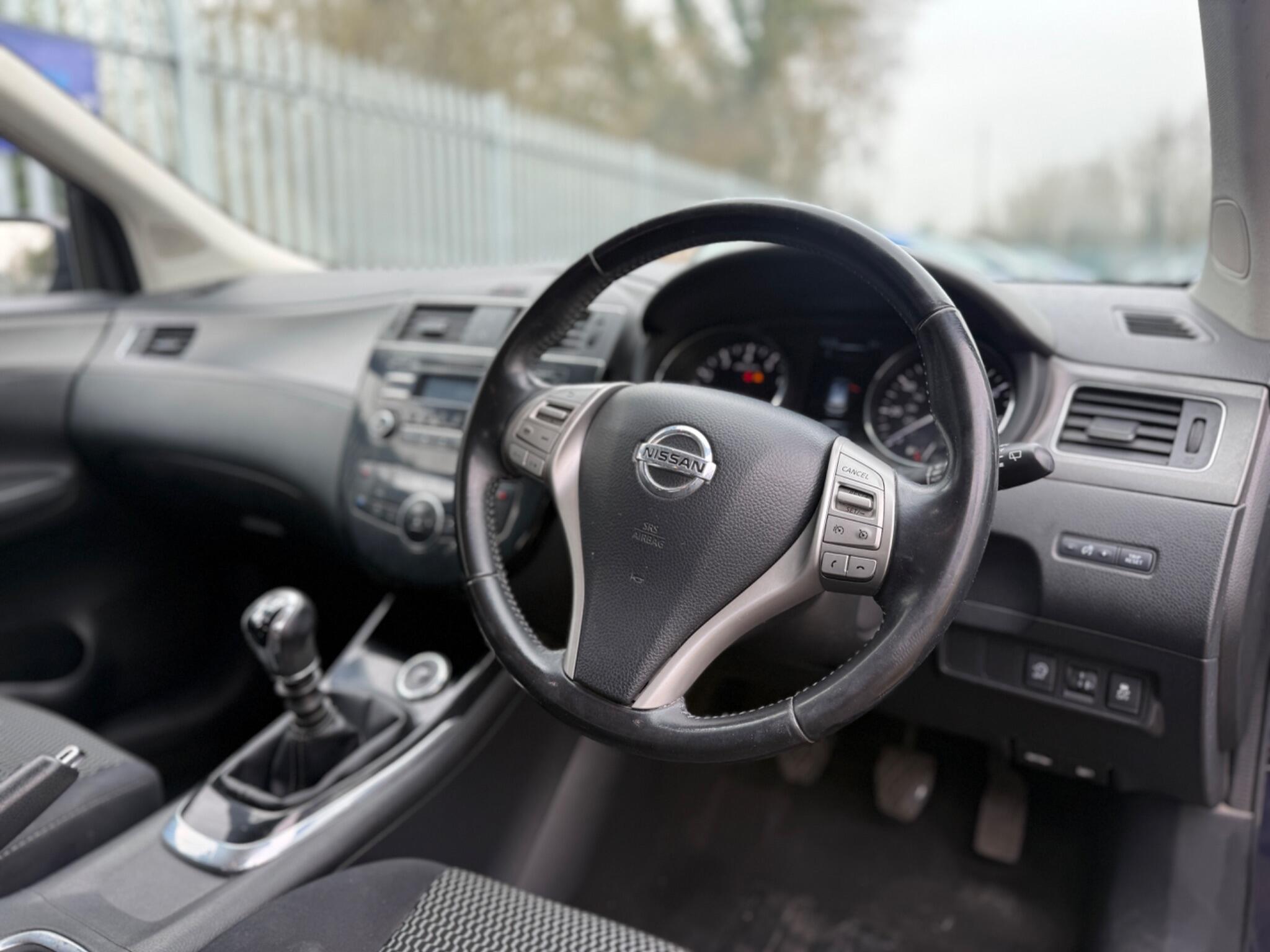 2018 Nissan Pulsar image 10