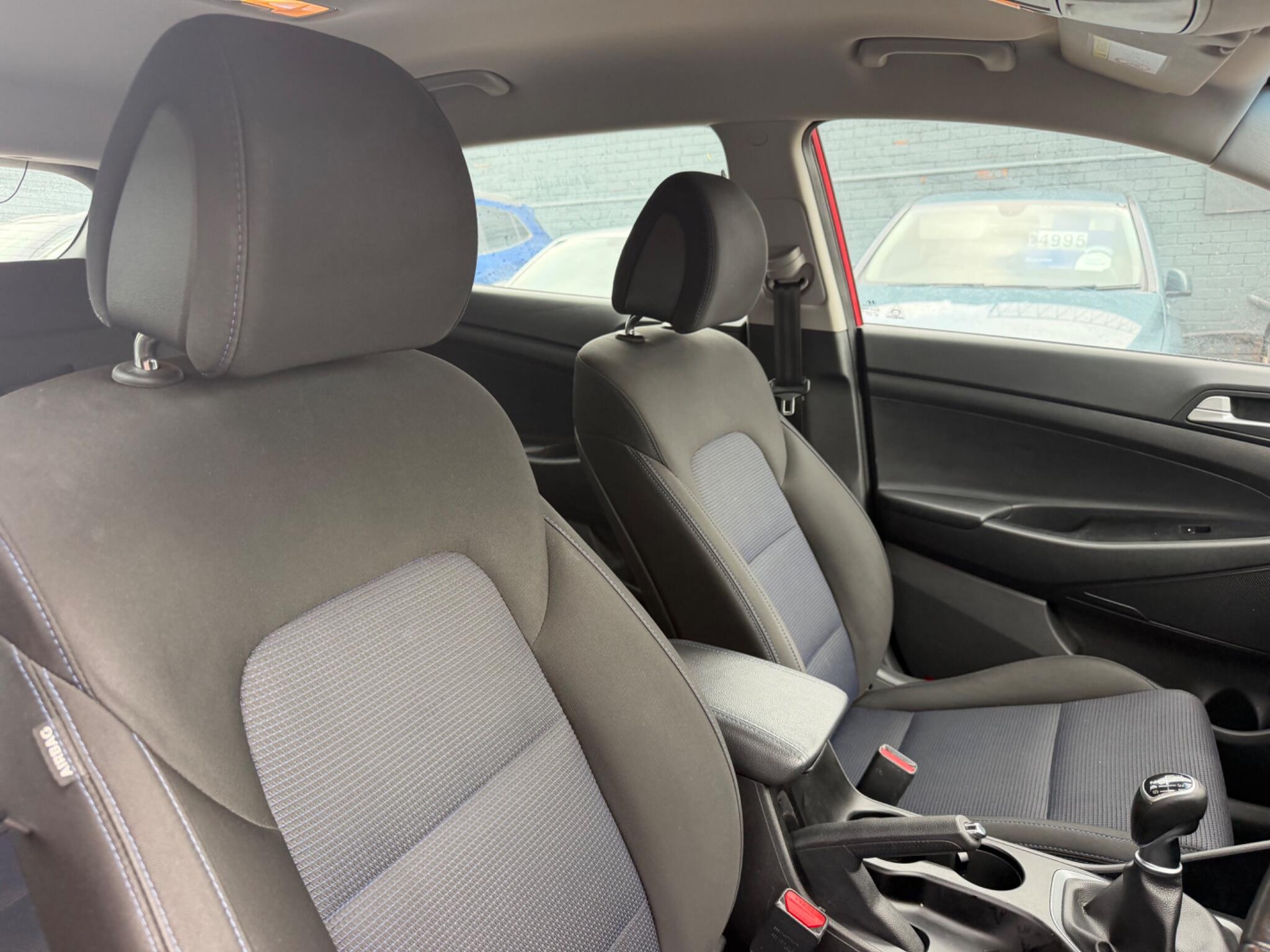 Hyundai Tucson view 12