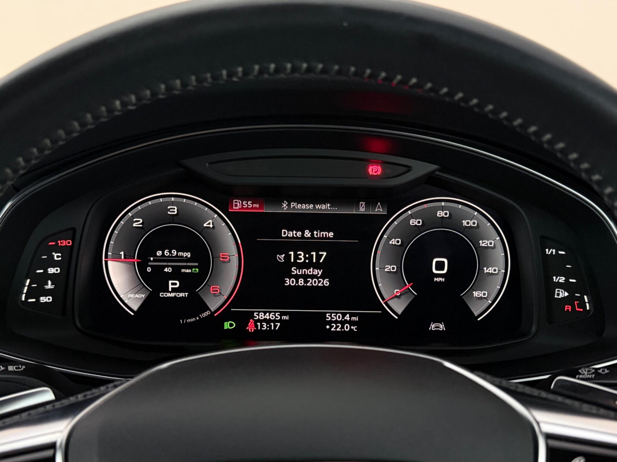 Audi A6 view 16