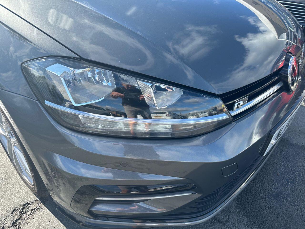Volkswagen Golf view 11