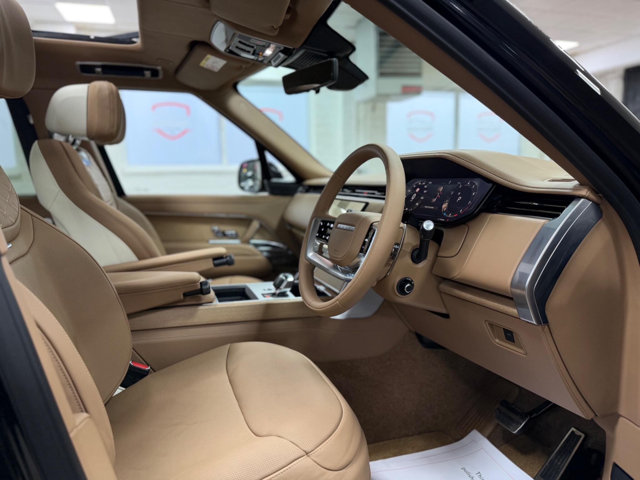 Land Rover Range Rover view 60