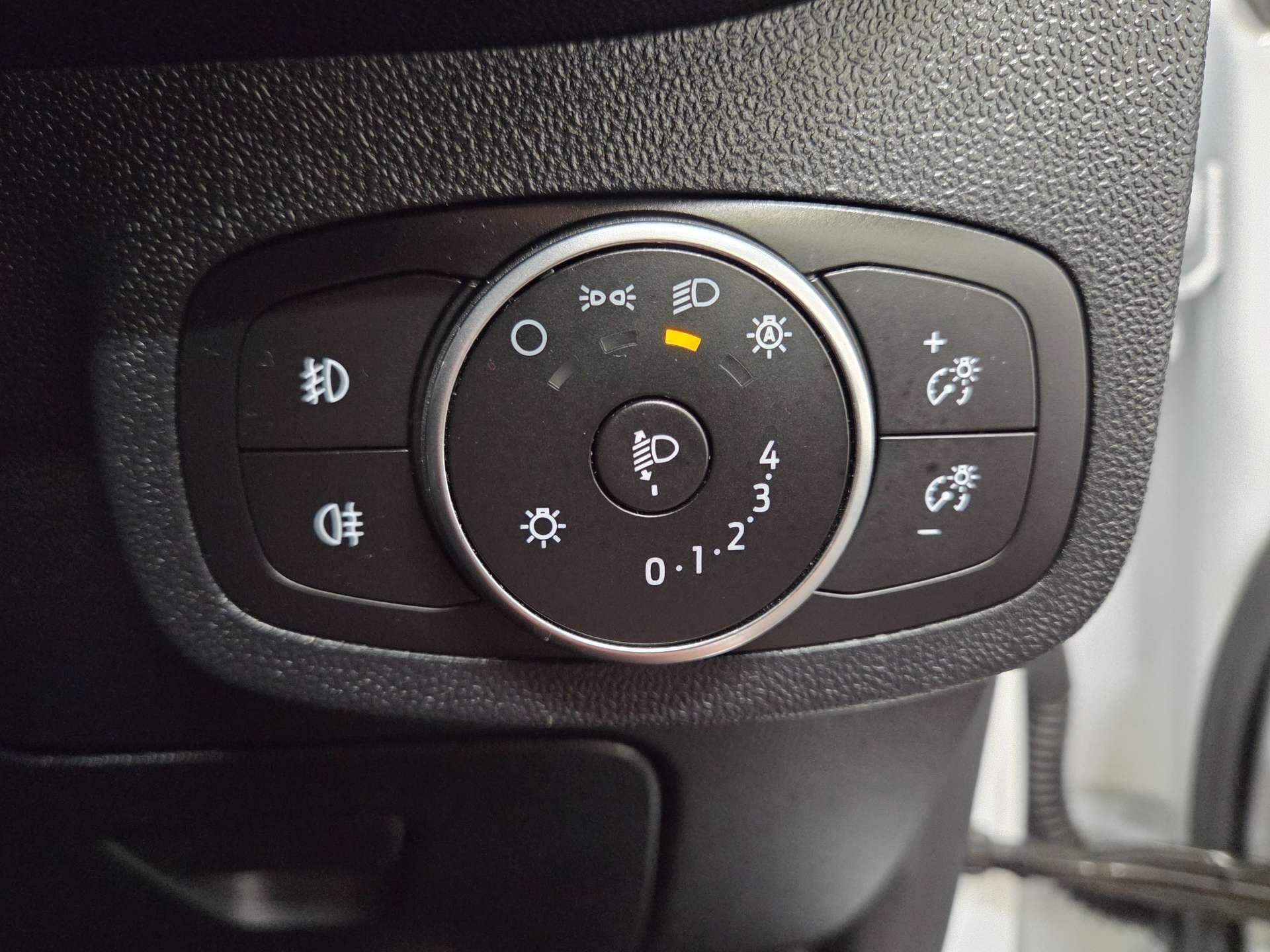 Ford Fiesta view 17