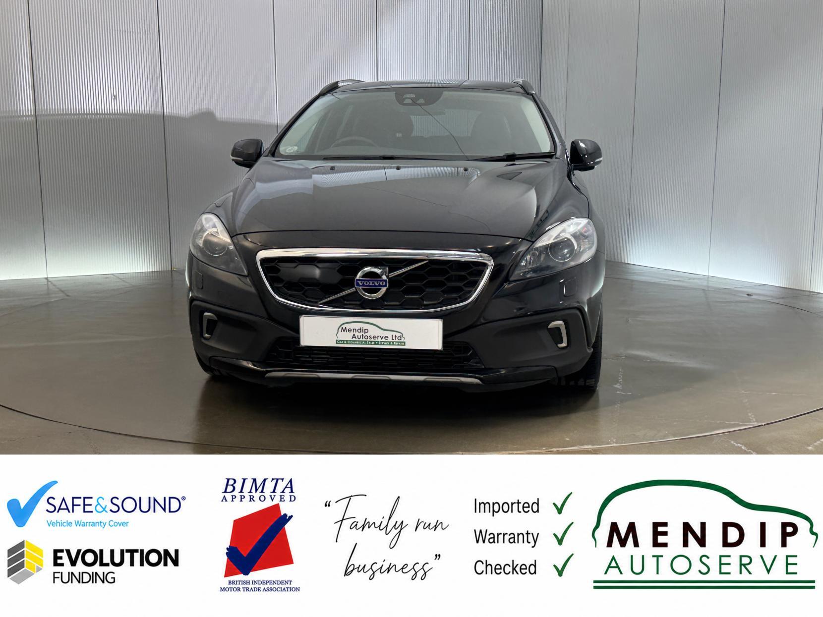Volvo V40 Cross Country view 43