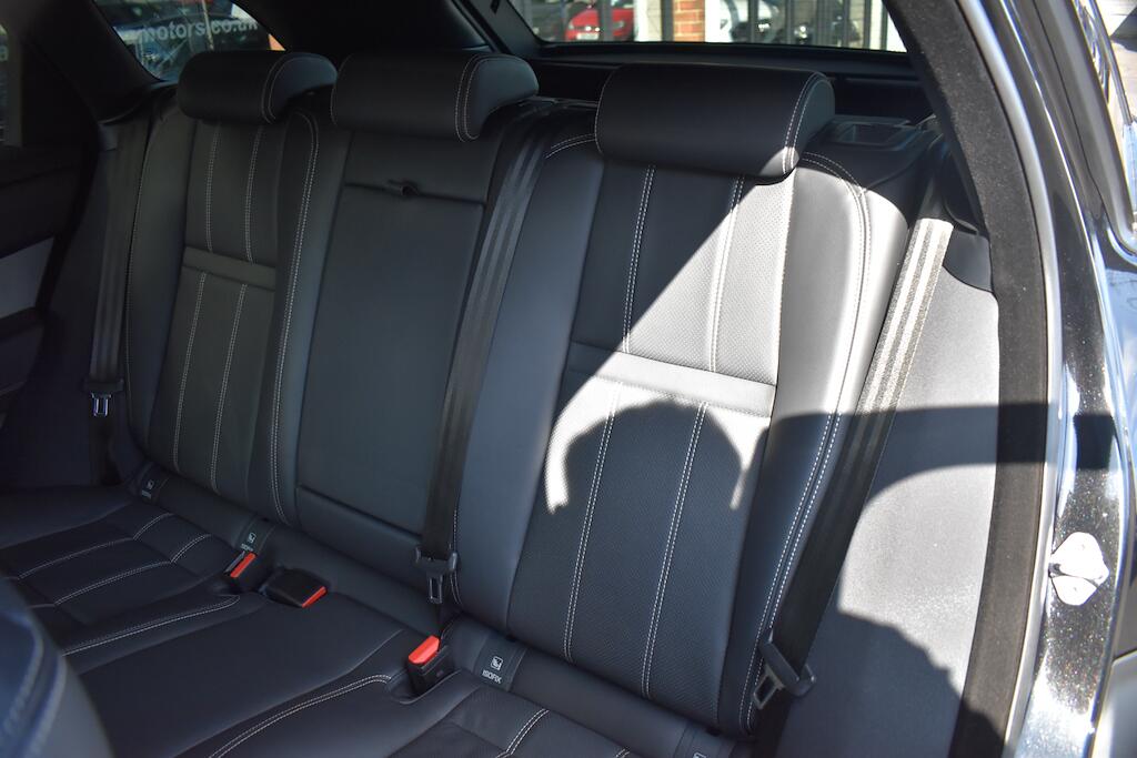 Land Rover Range Rover Velar view 44
