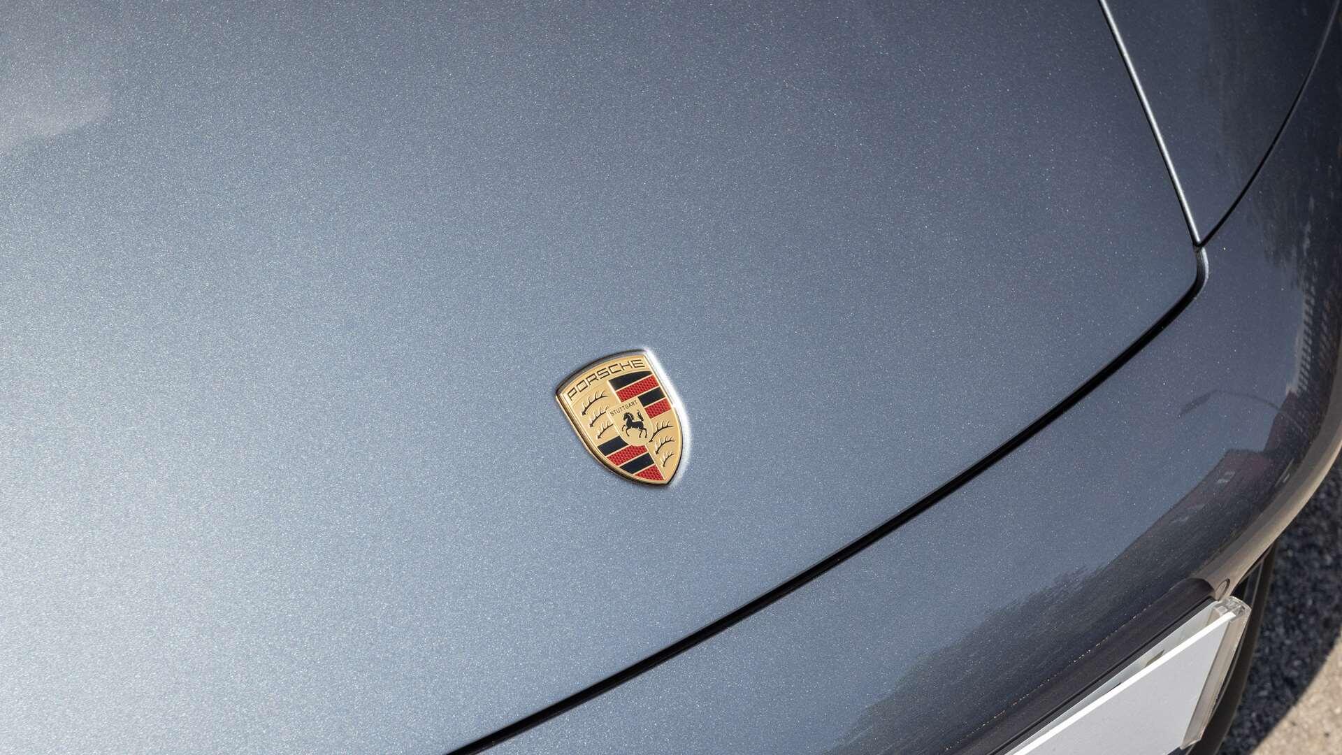 Porsche 911 view 36