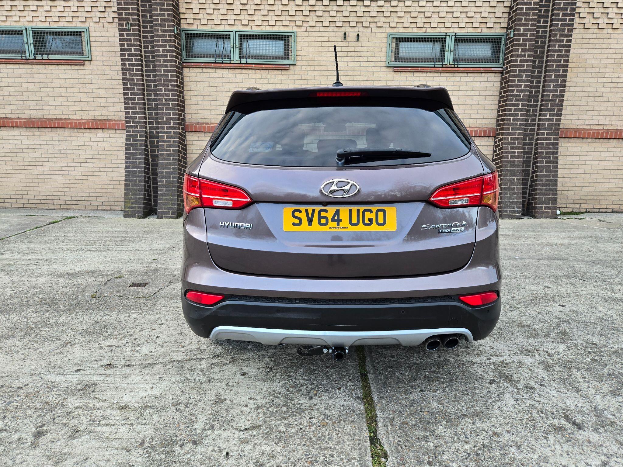 2014 Hyundai Santa Fe image 7