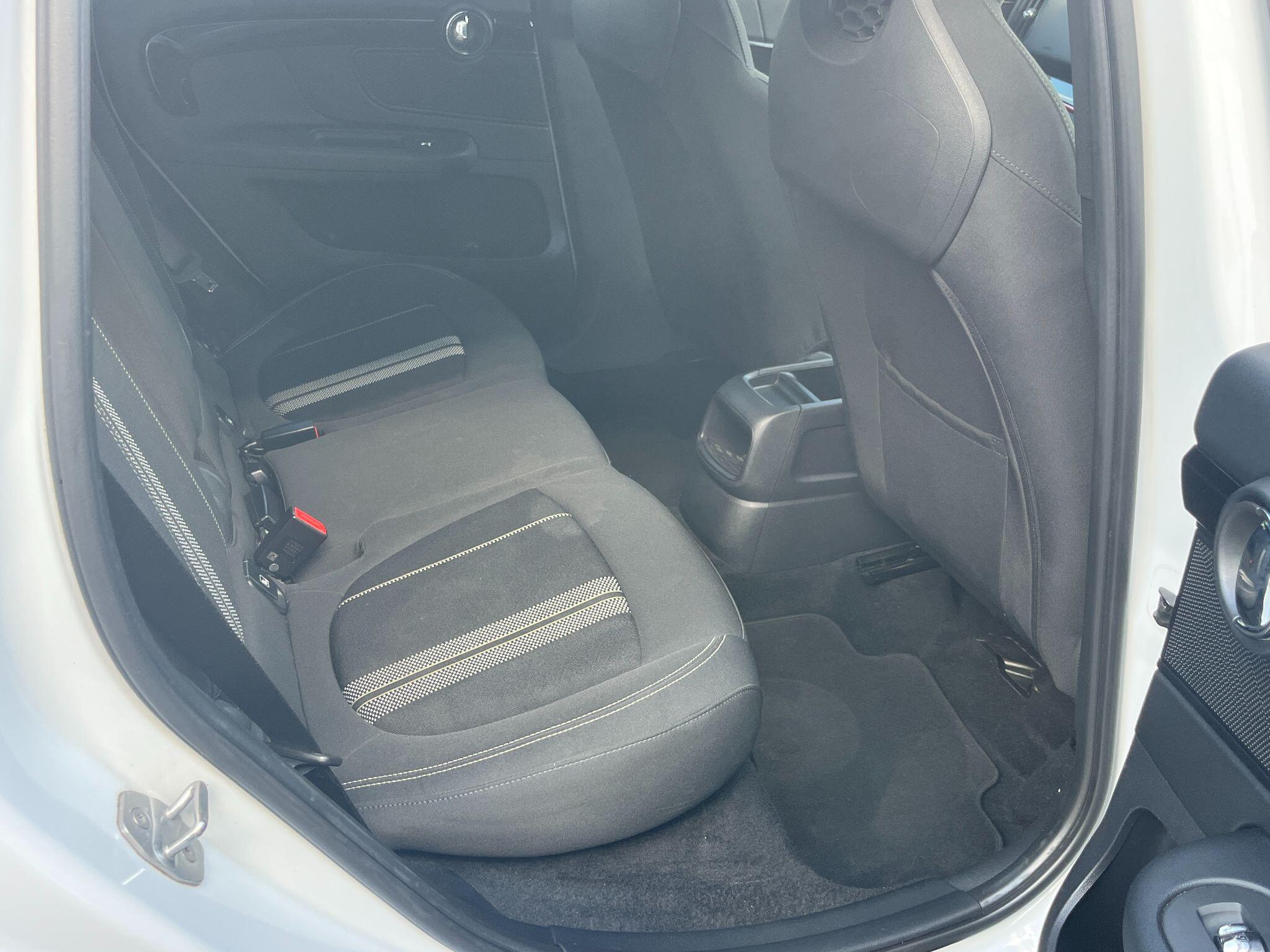 Mini Countryman view 23