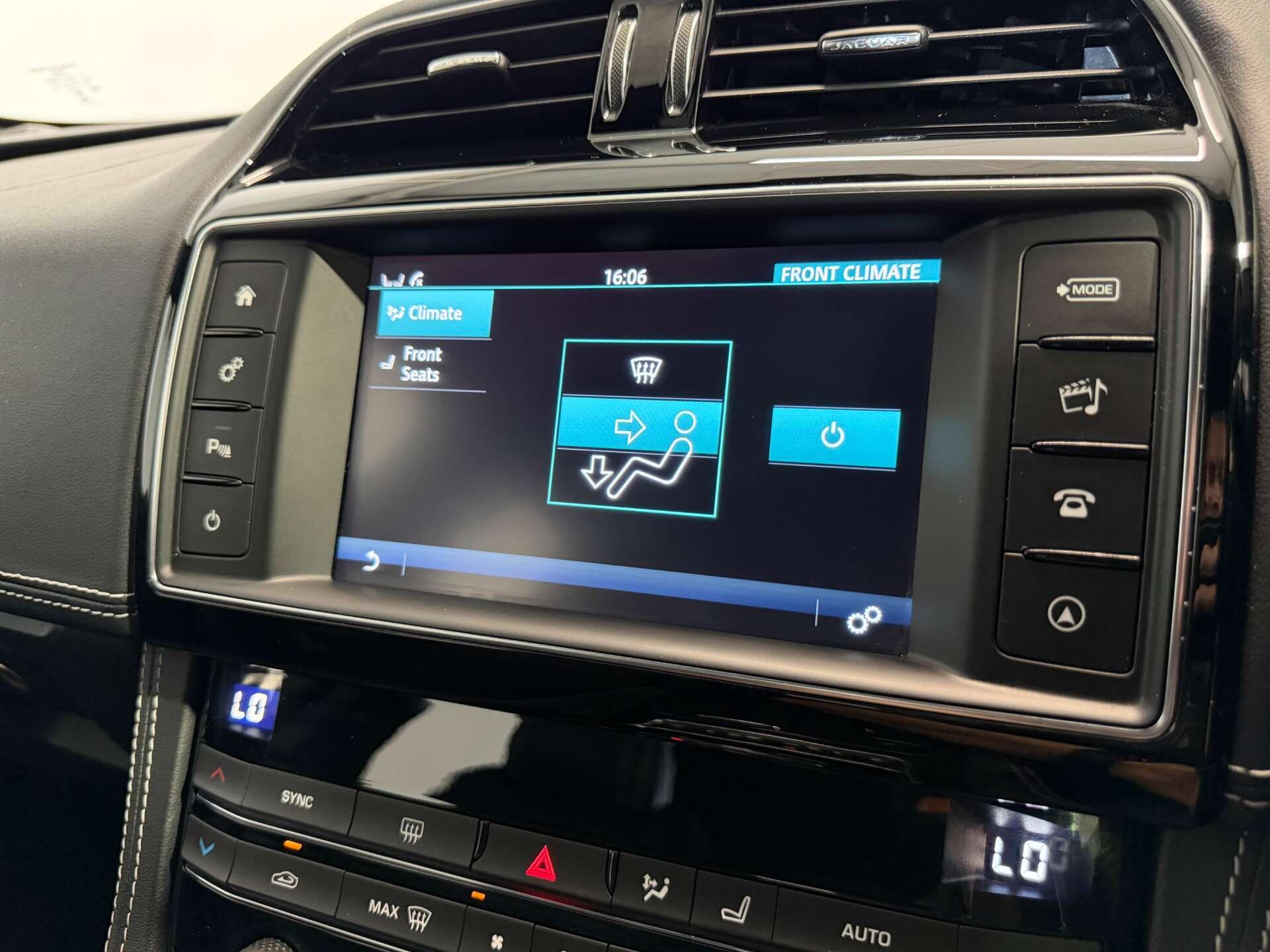 Jaguar F-Pace view 51