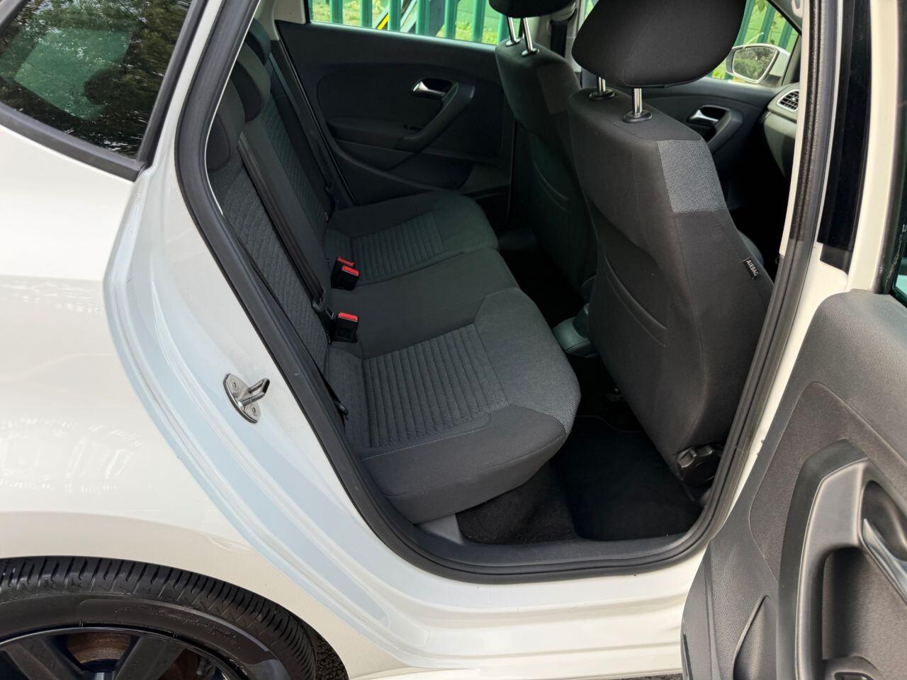 Volkswagen Polo view 29