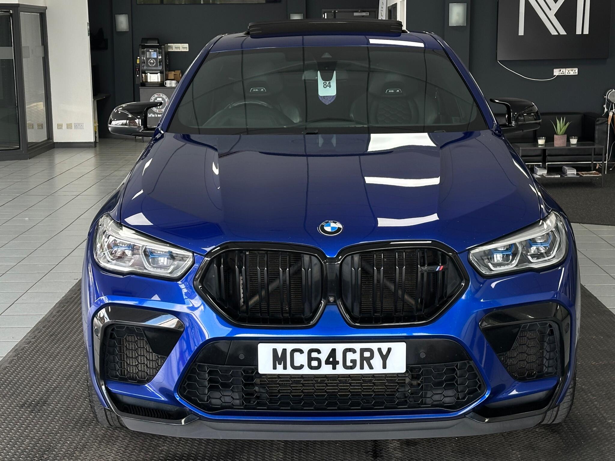 BMW X6 M view 6
