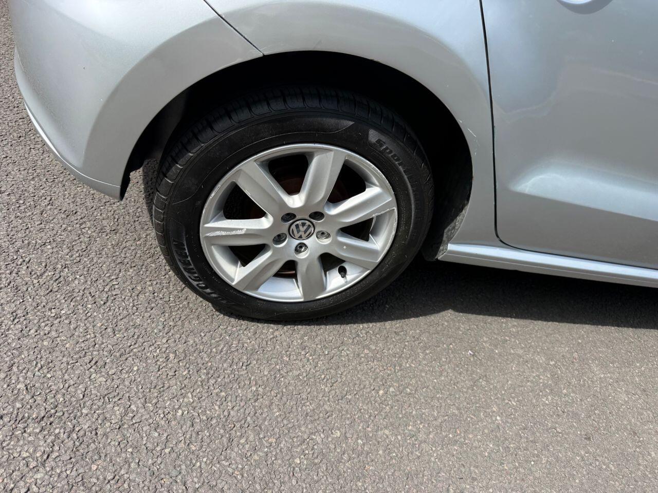 Volkswagen Polo view 29
