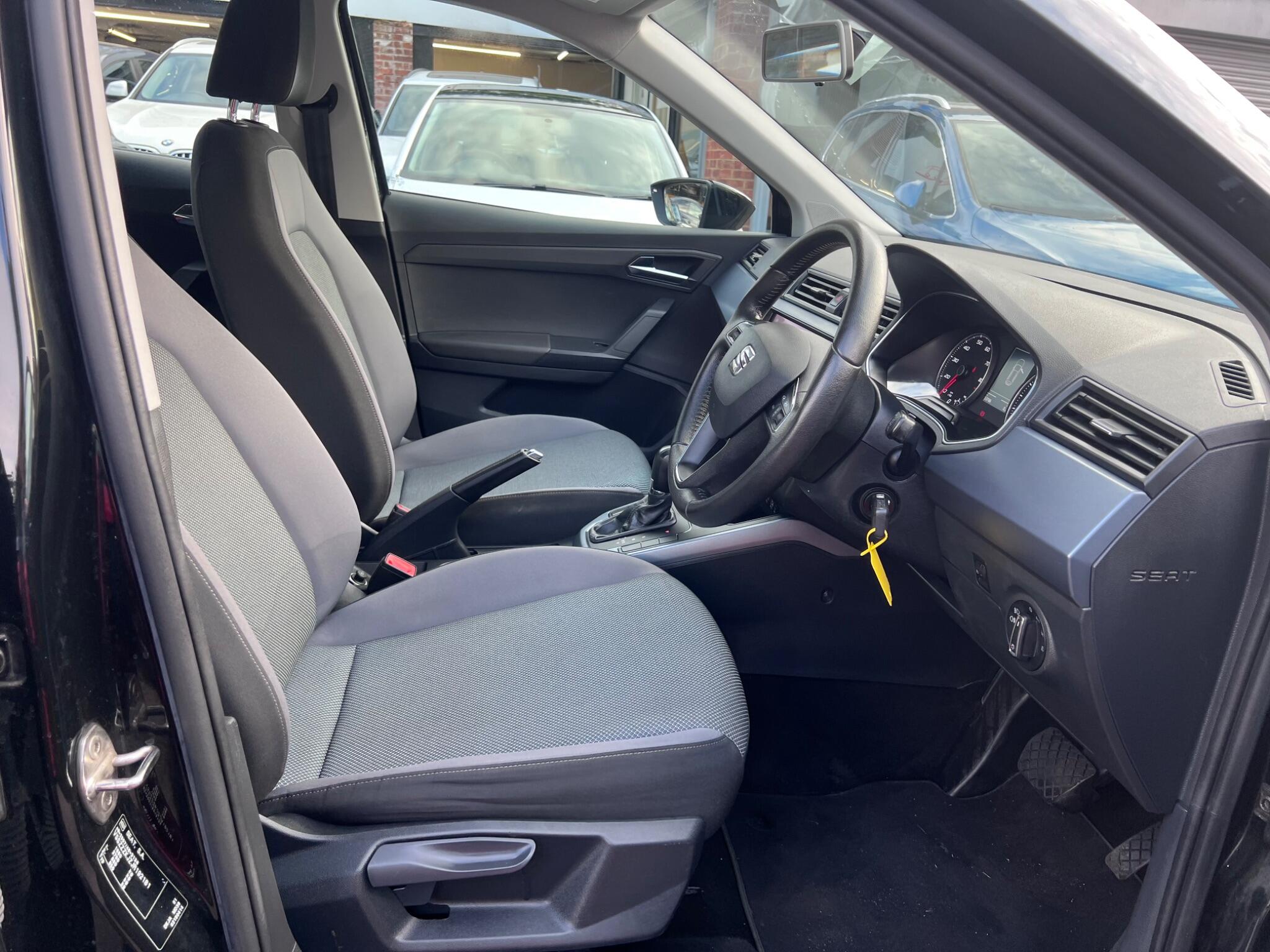 Seat Arona view 18