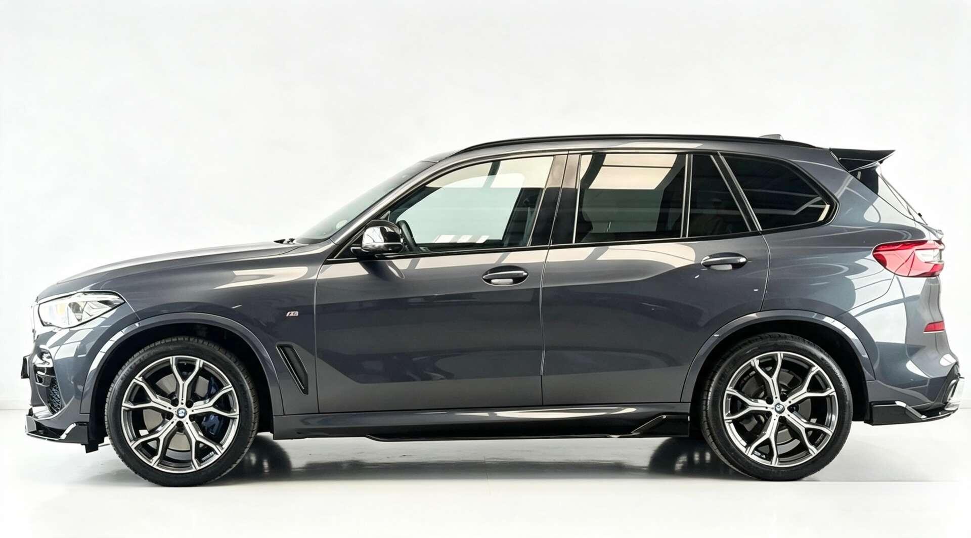 BMW X5 view 8