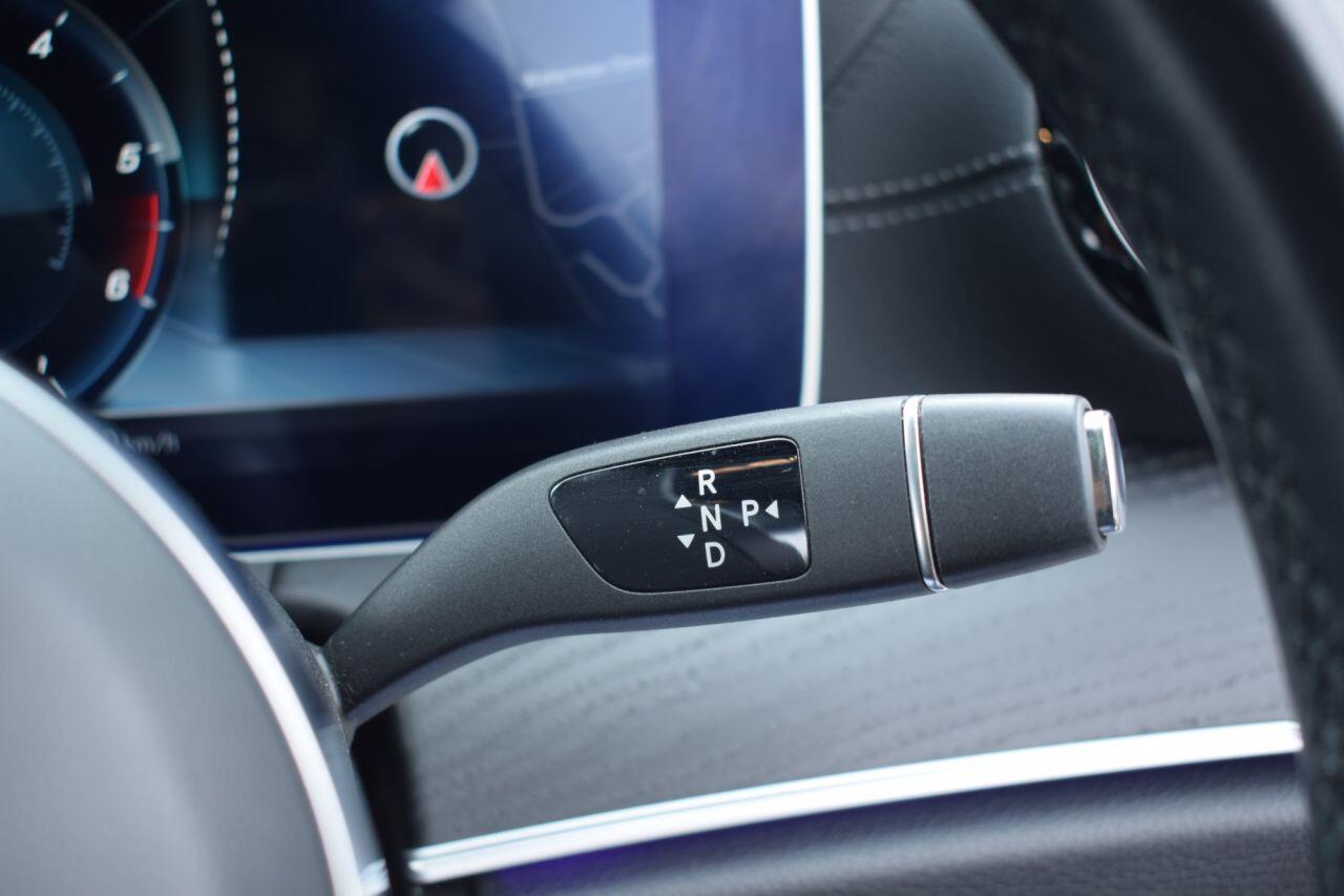 Mercedes-Benz E-Class view 52
