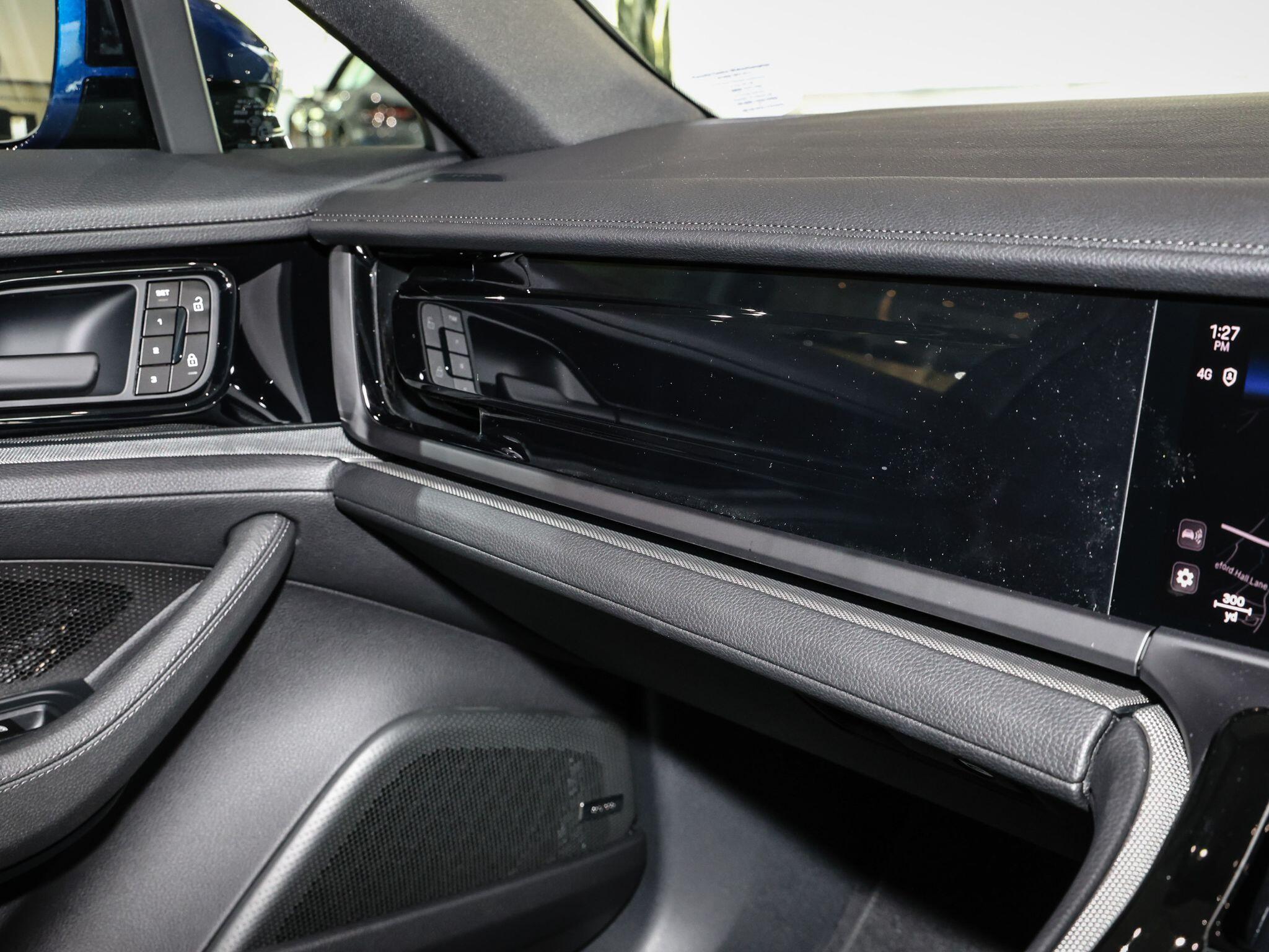 Porsche Panamera view 56