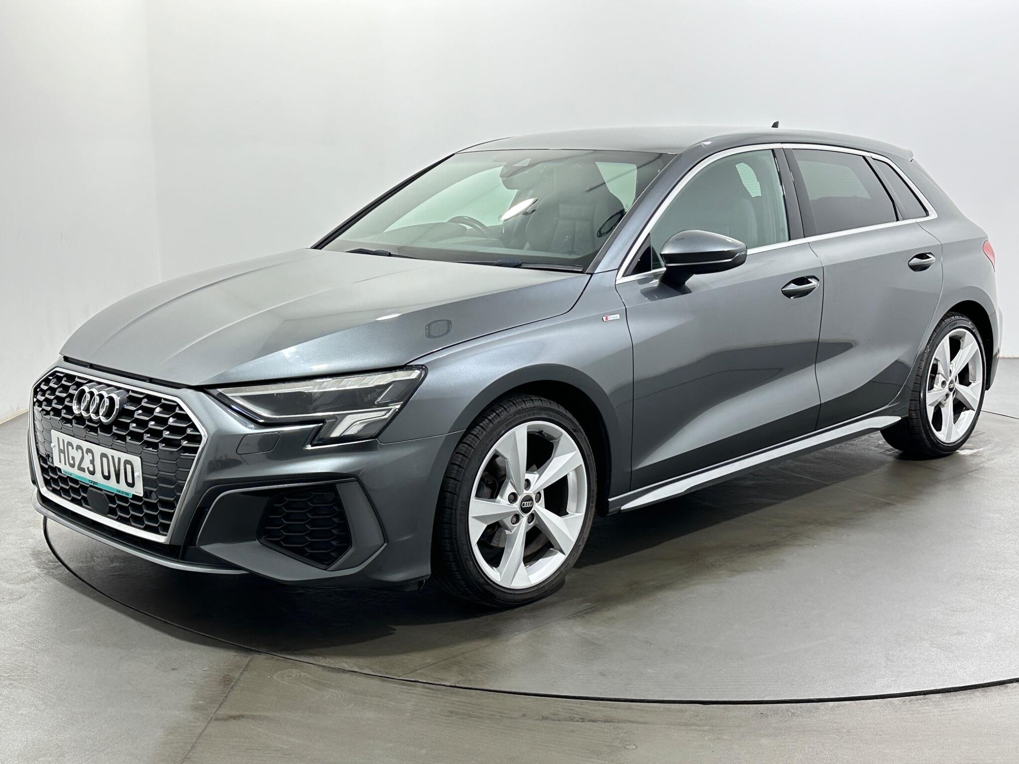 Audi A3 view 4