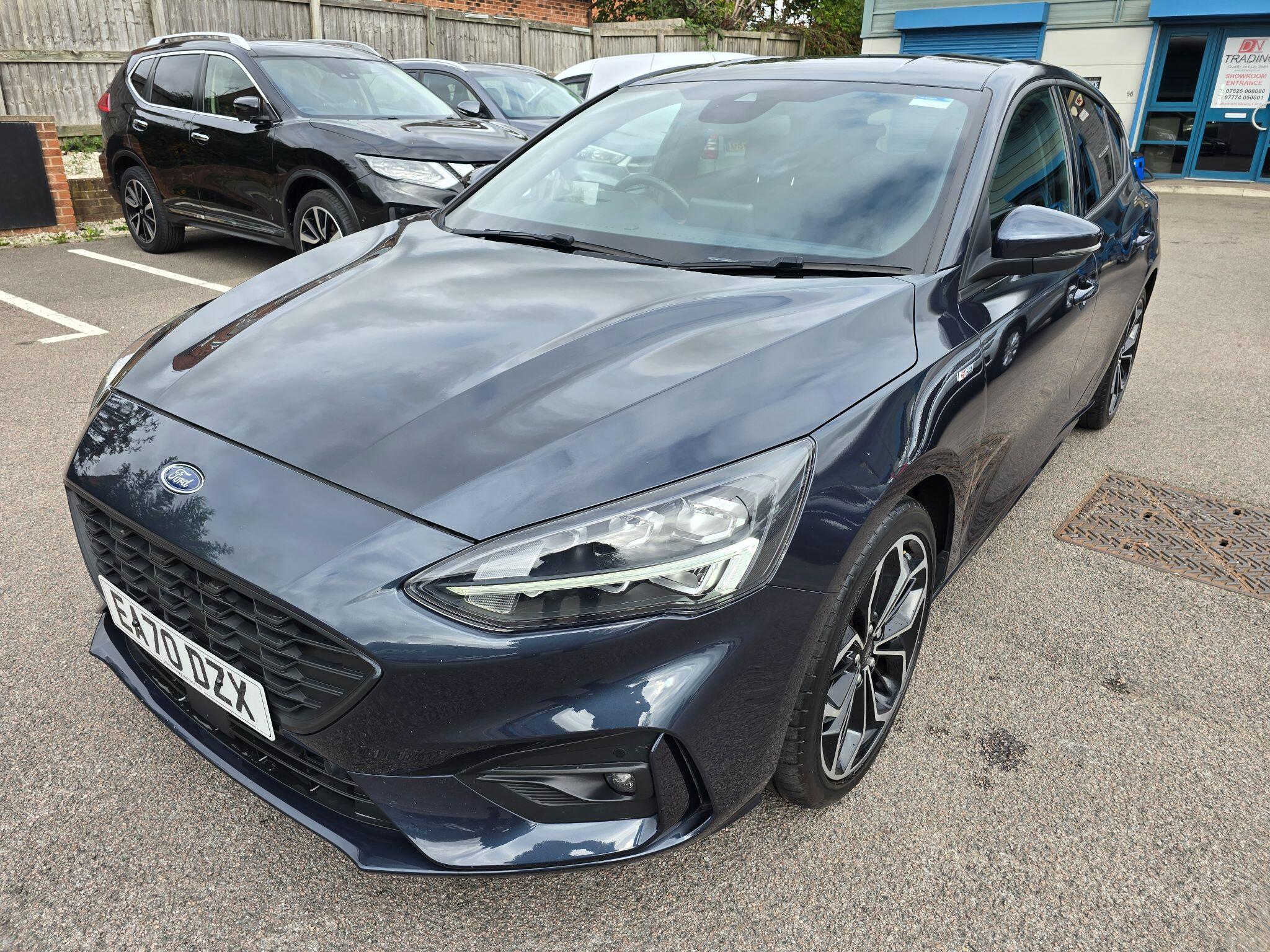 Ford Focus view 15