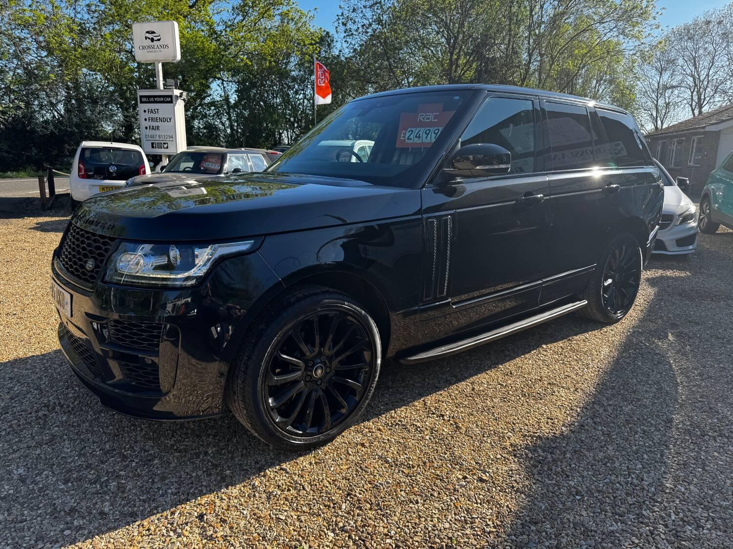 Land Rover Range Rover view 3