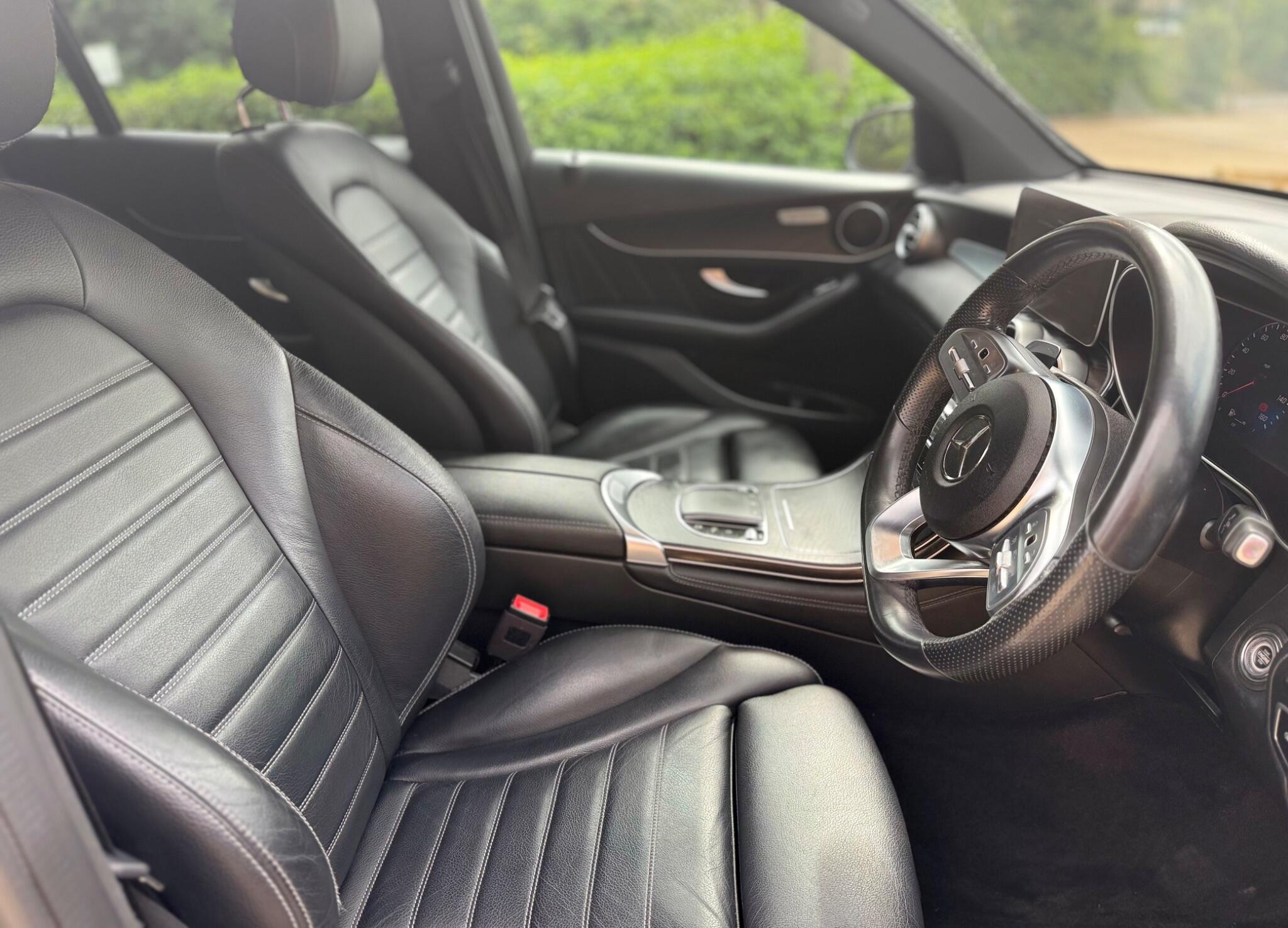 Mercedes-Benz GLC view 11