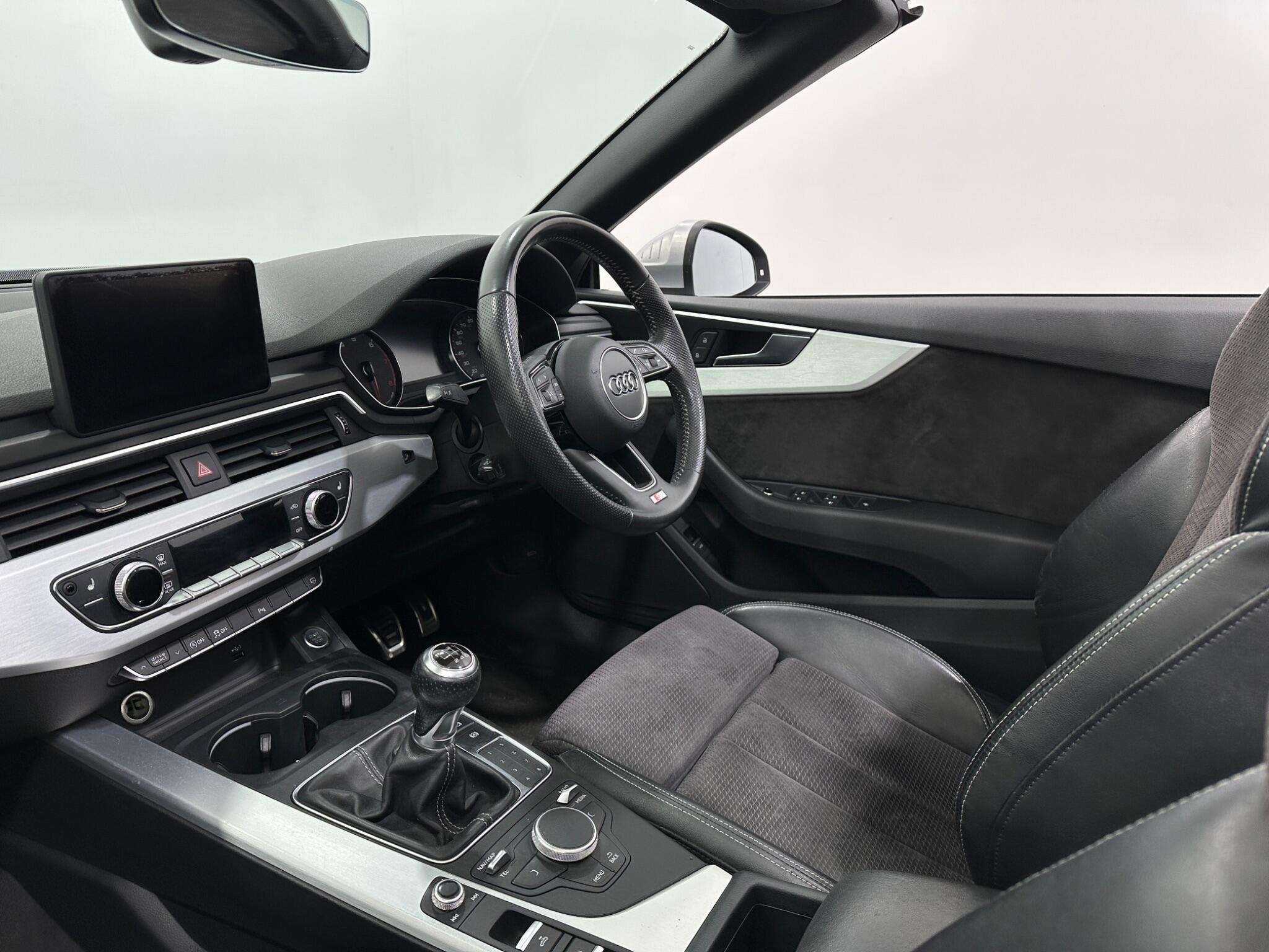 Audi A5 view 32