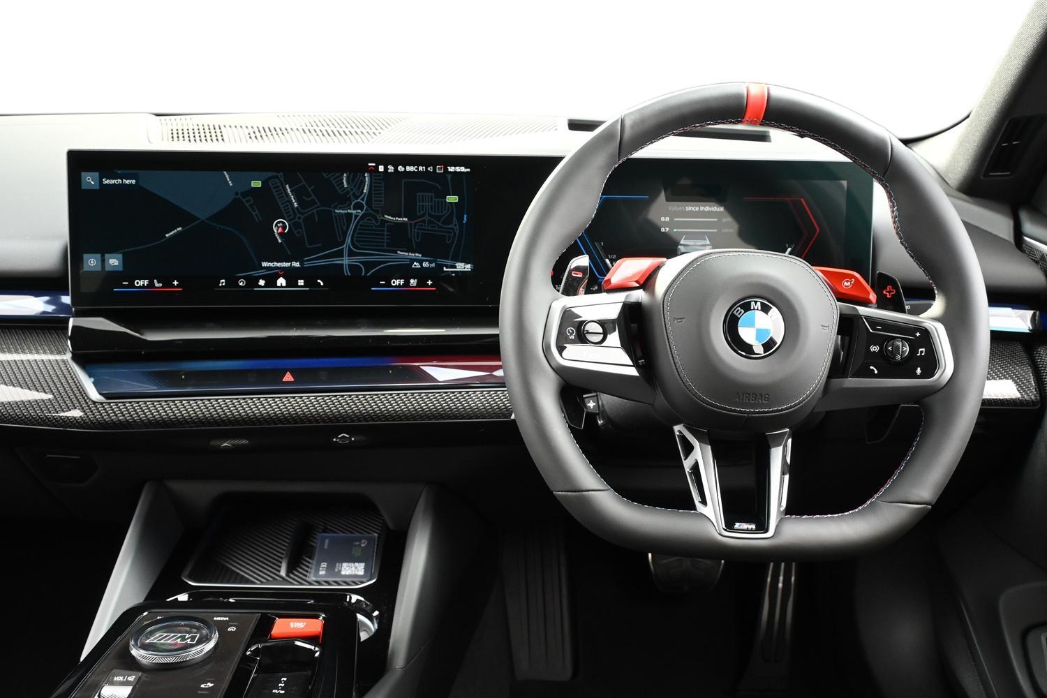 BMW M5 view 5