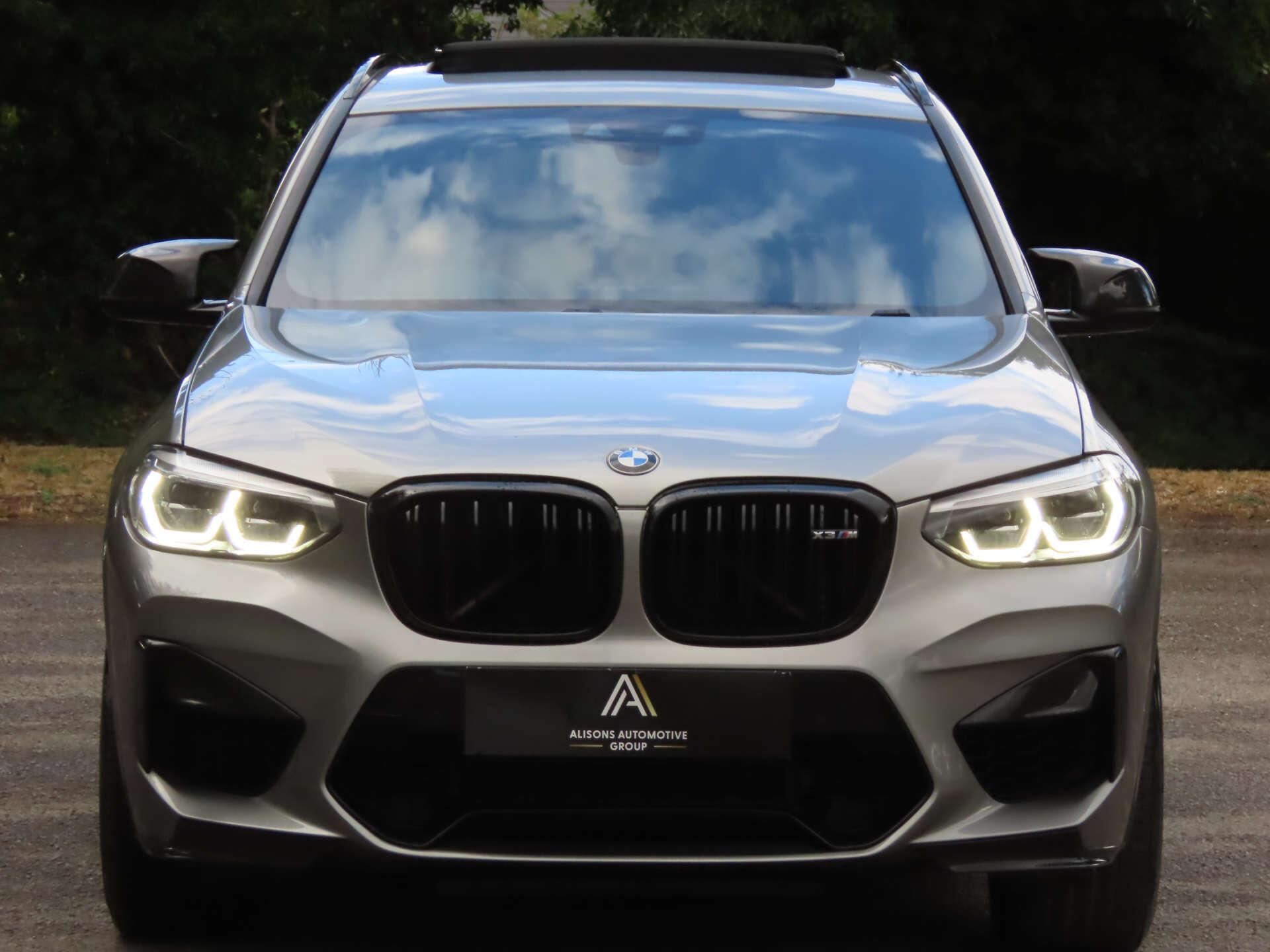 BMW X3 M view 3