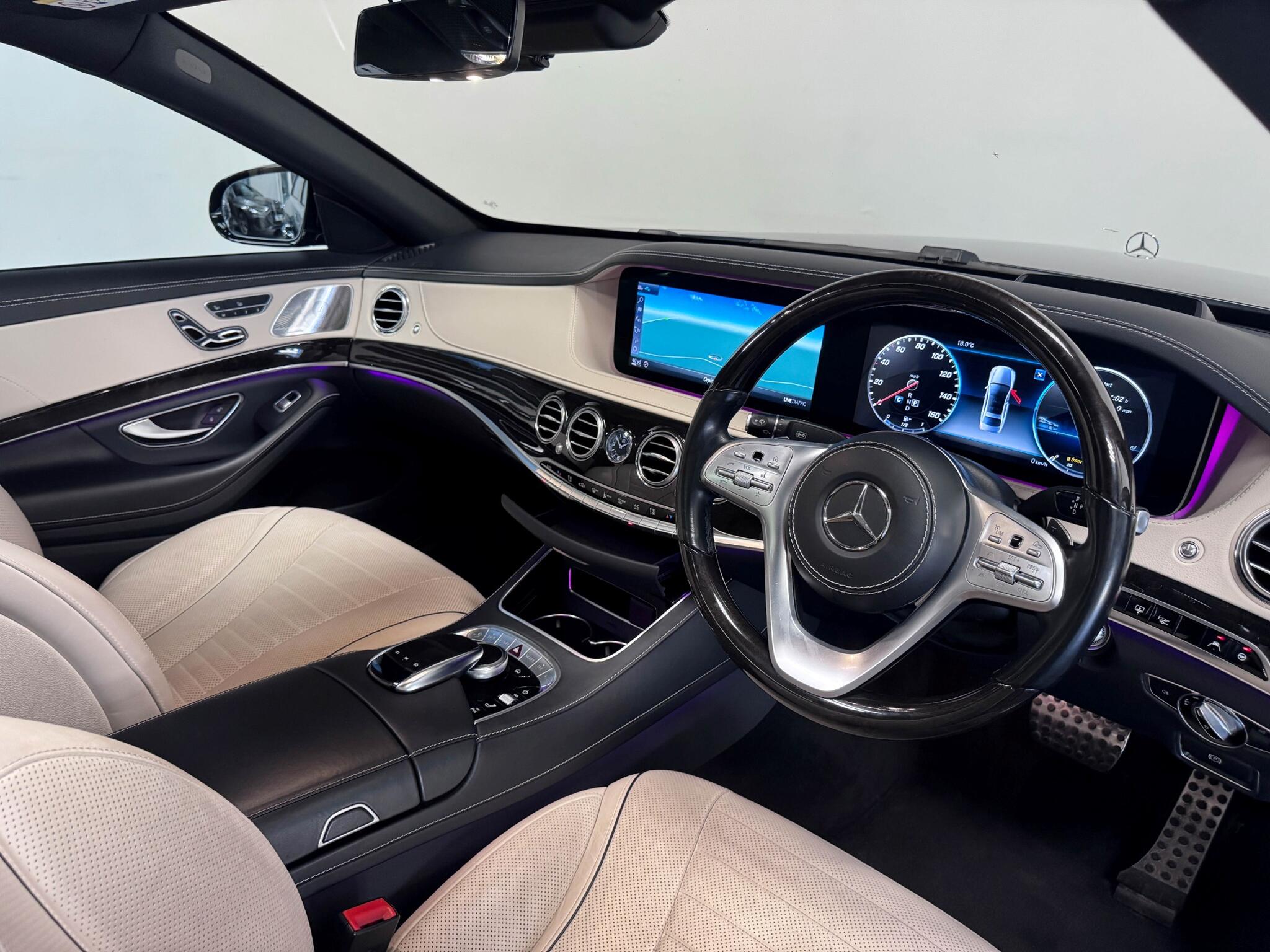 Mercedes-Benz S Class view 35