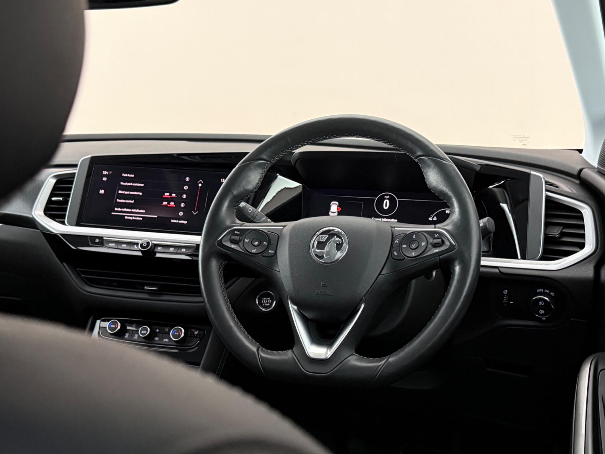 Vauxhall Grandland view 26
