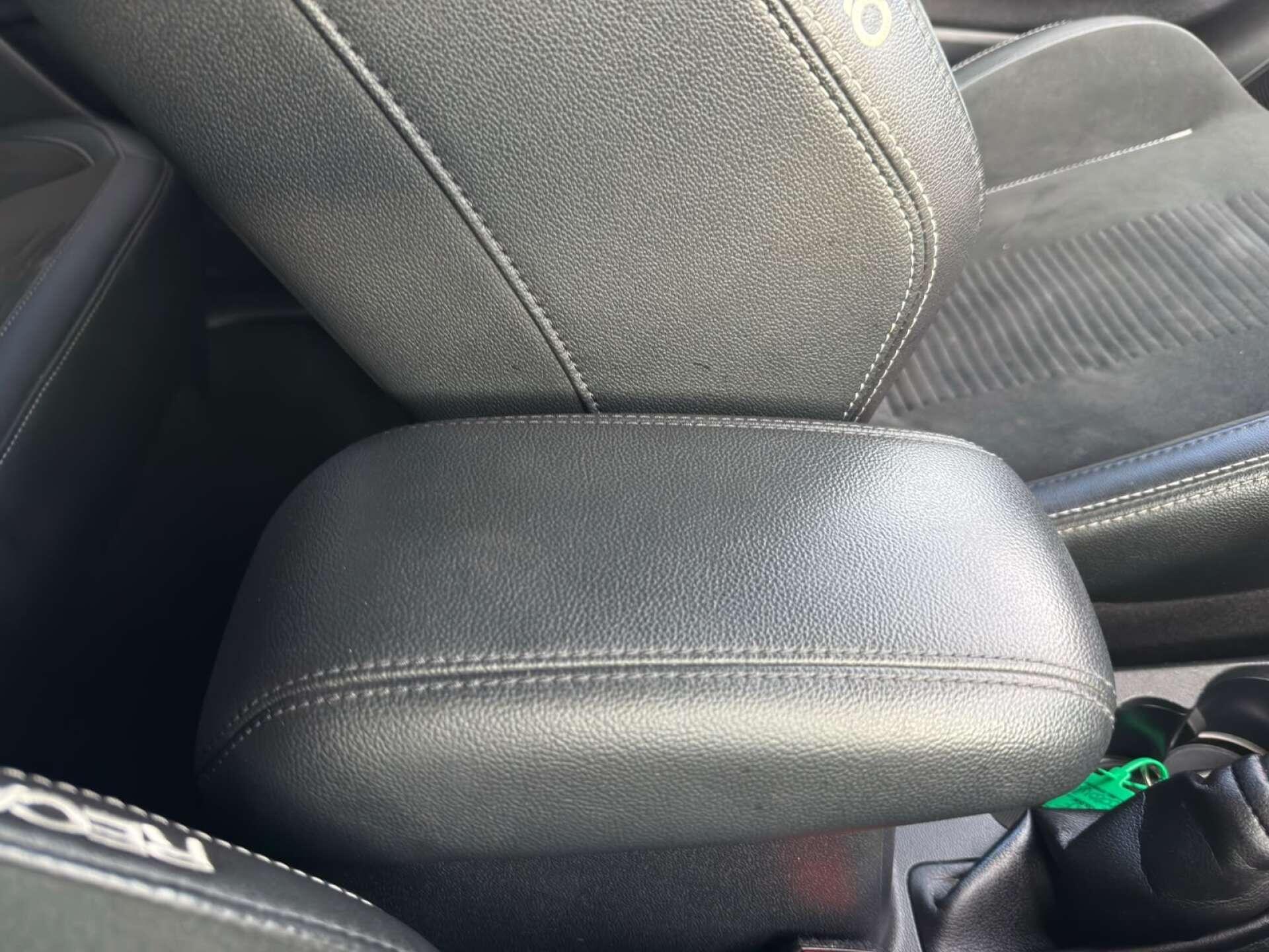 Ford Fiesta view 60