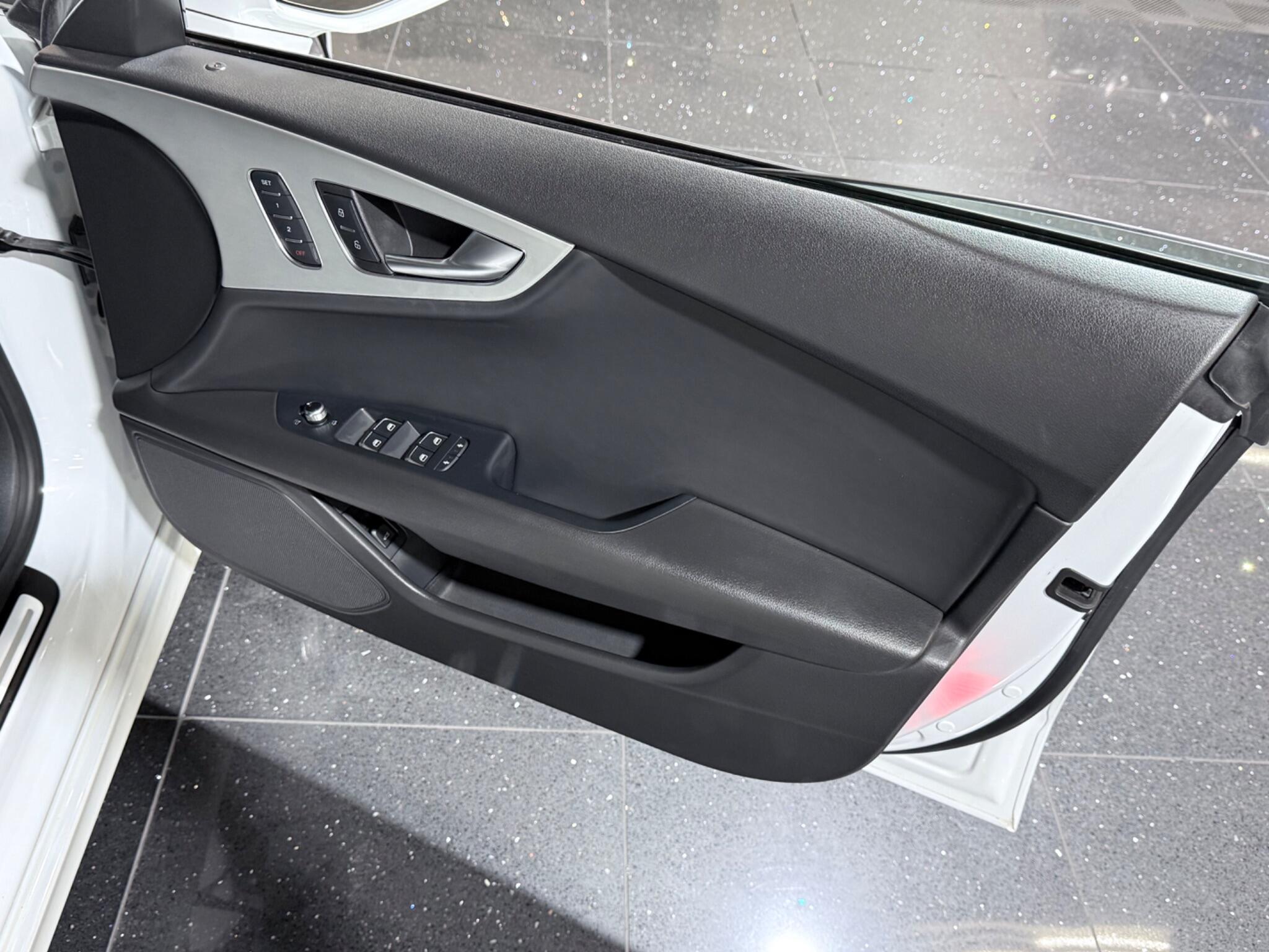 Audi A7 view 52