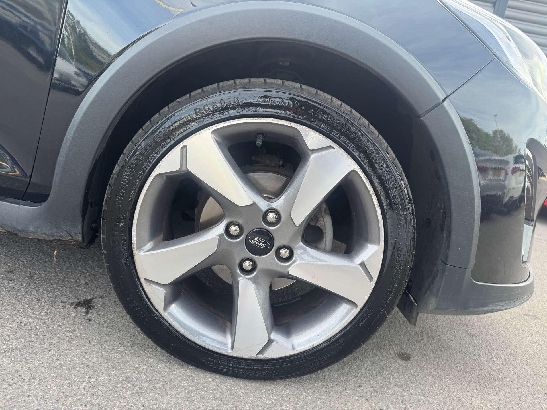 Ford Fiesta view 39