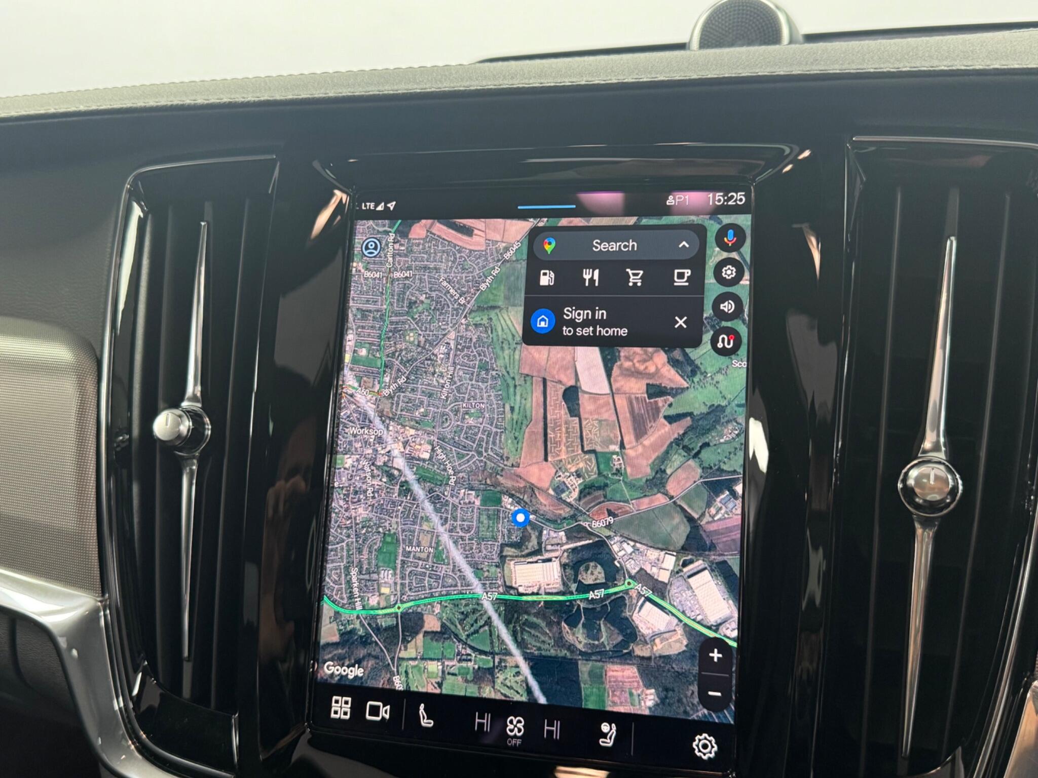 Volvo V90 view 8
