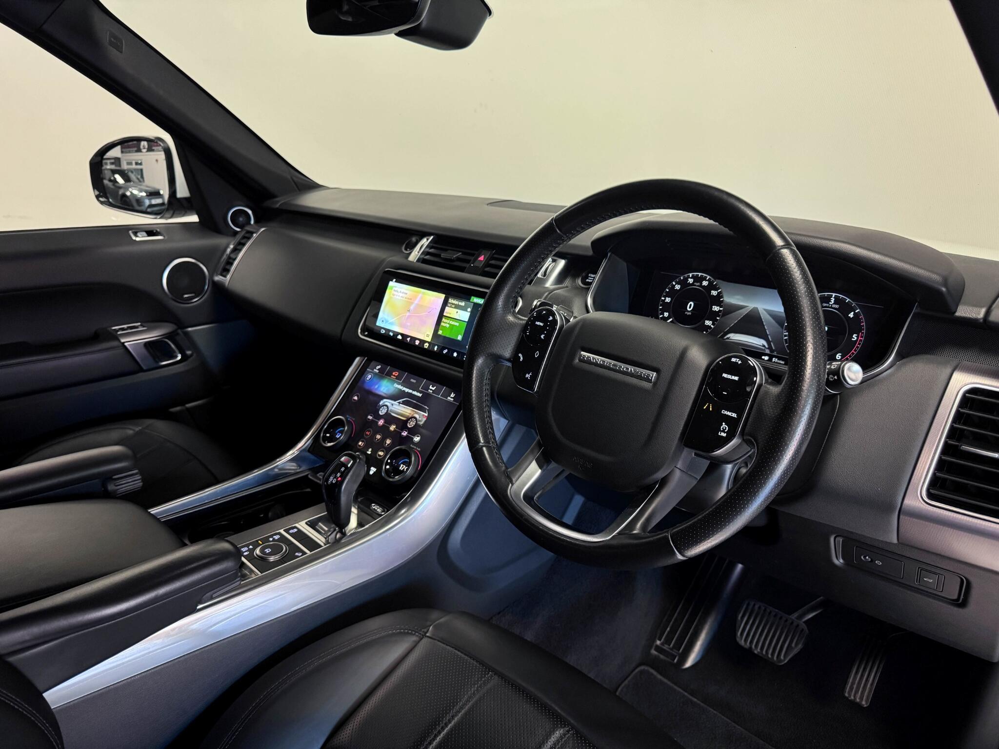 Land Rover Range Rover Sport view 32