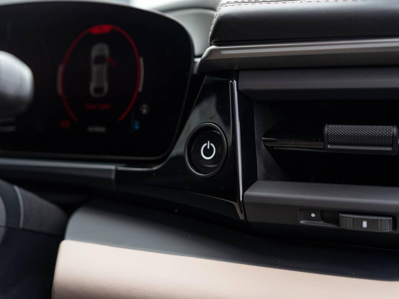 Porsche Macan view 20