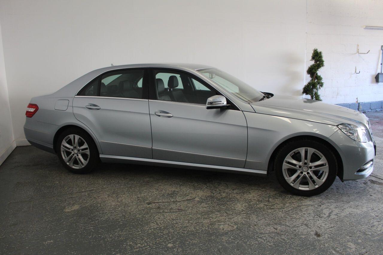 Mercedes-Benz E-Class view 4