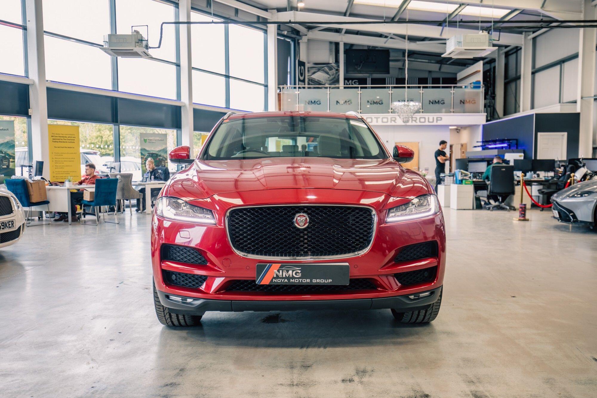 Jaguar F-Pace view 27