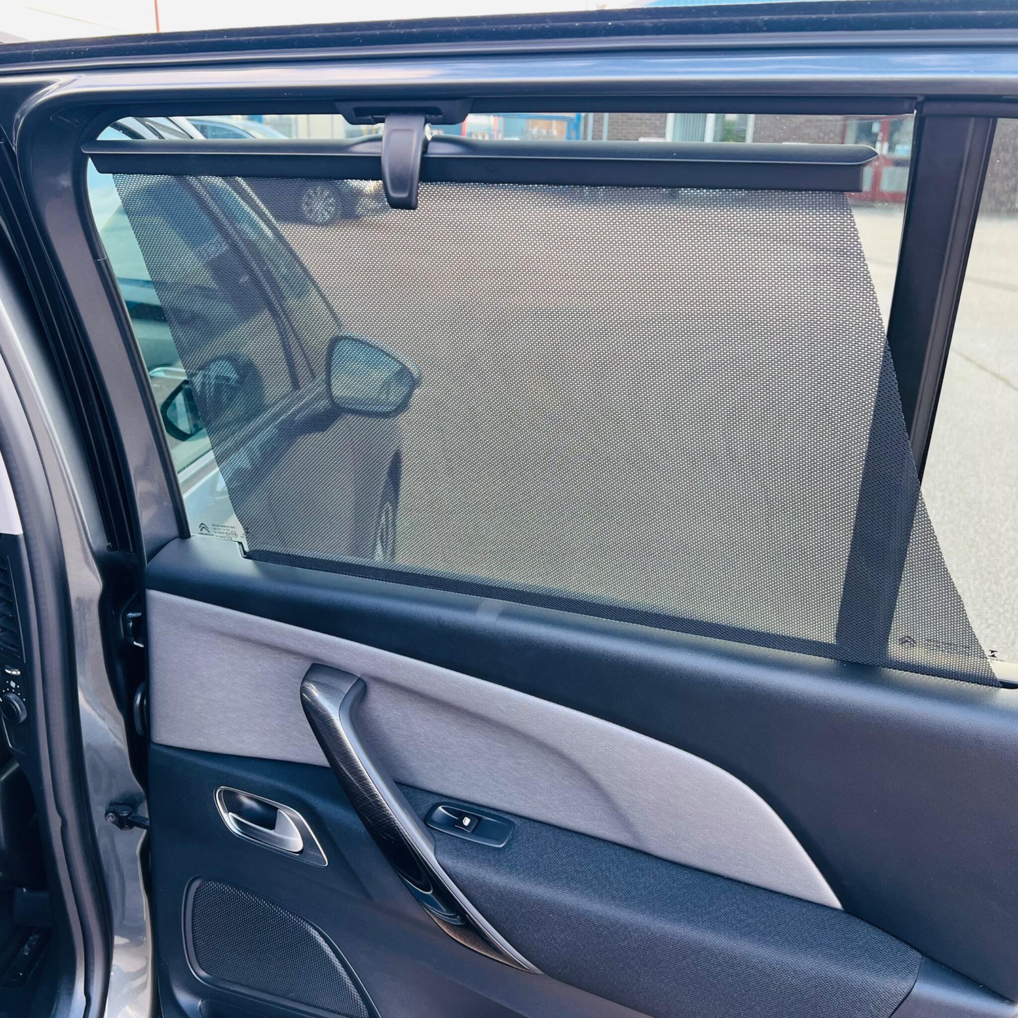 Citroen Grand C4 Picasso view 15