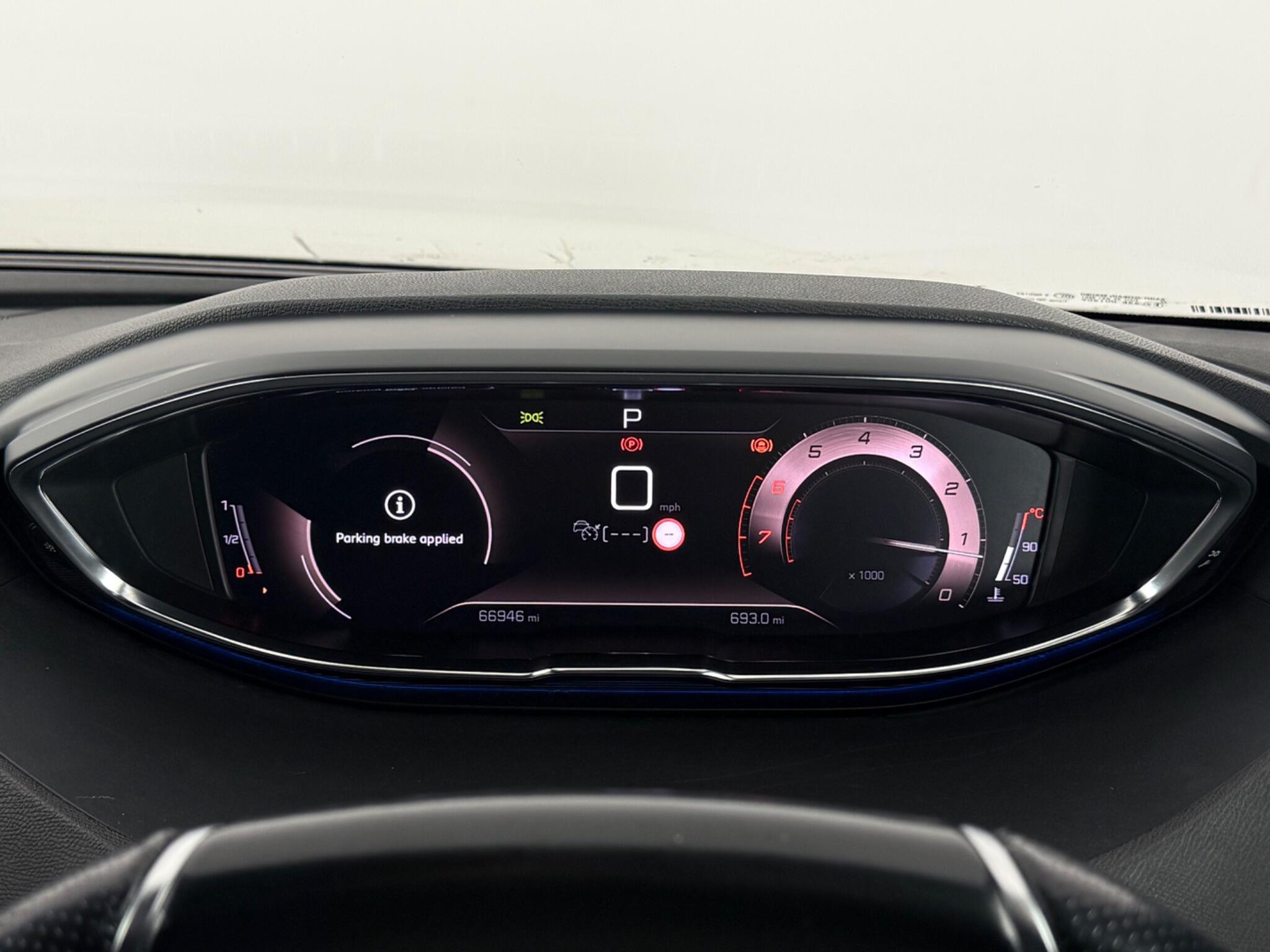 Peugeot 5008 view 15