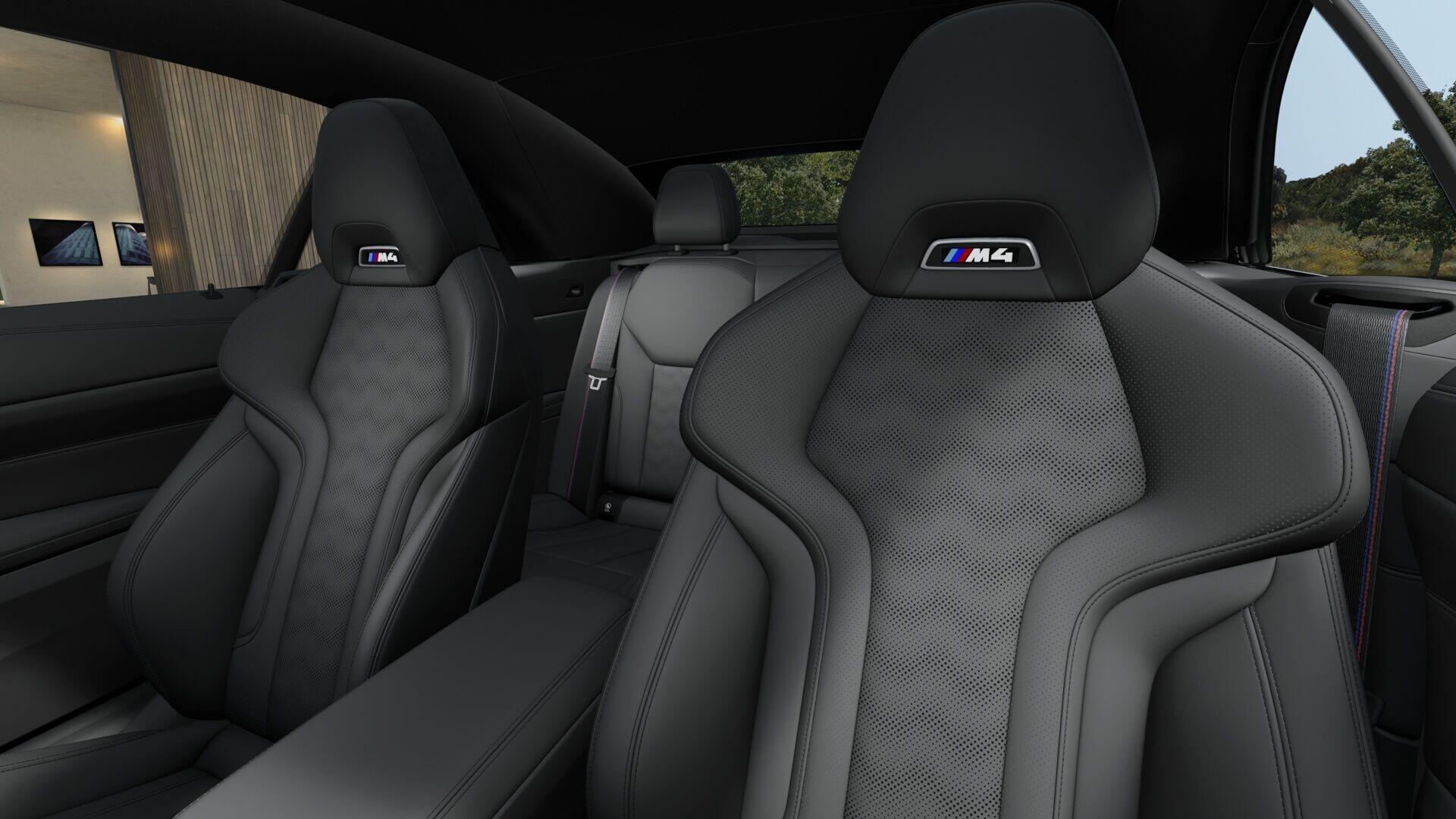 BMW M4 view 11