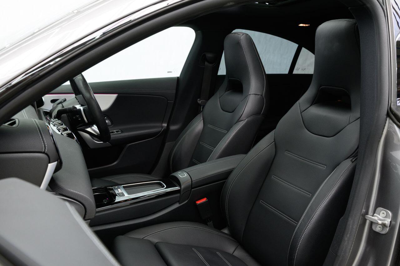 Mercedes-Benz CLA view 31