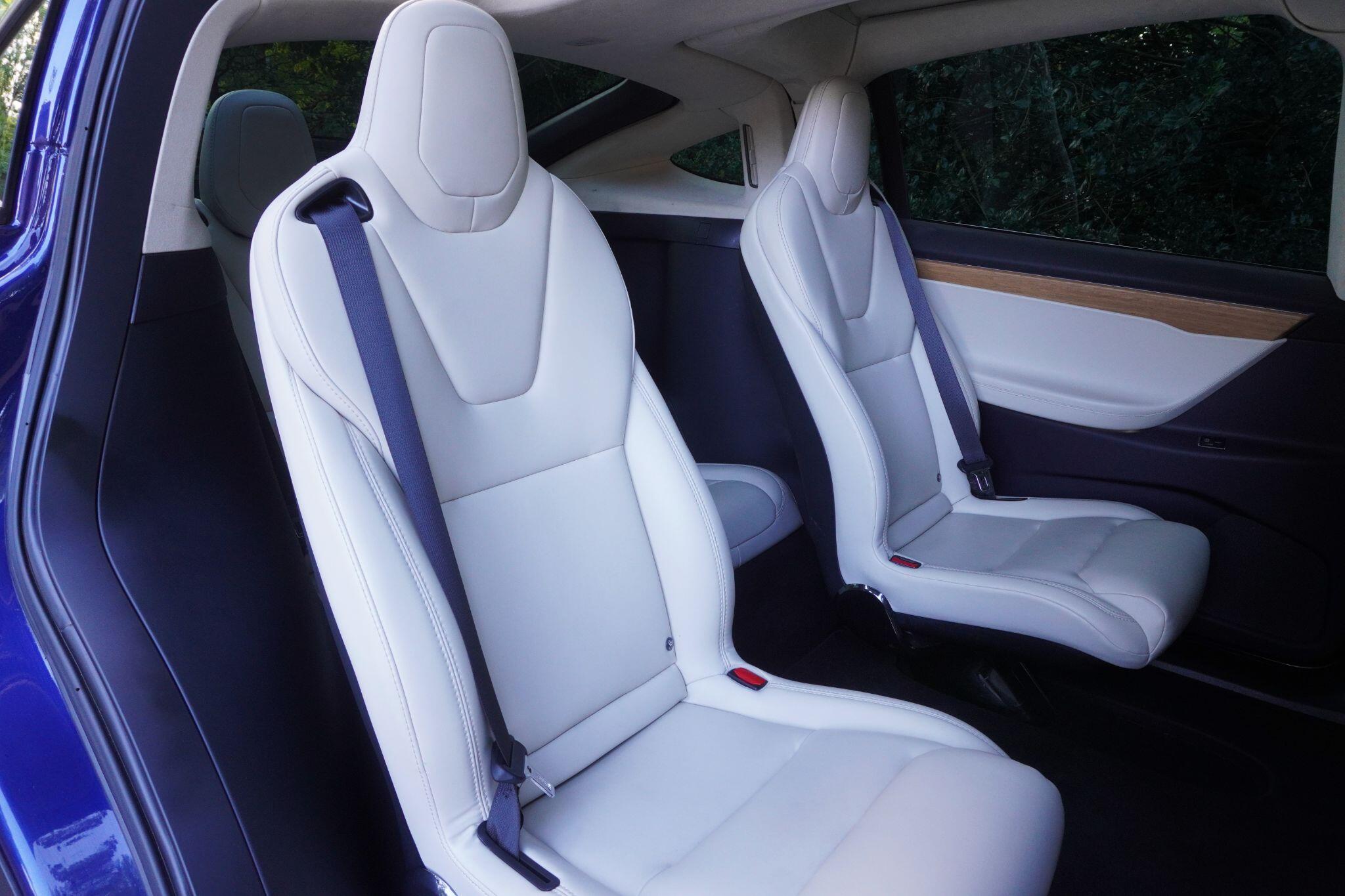 Tesla Model X view 47