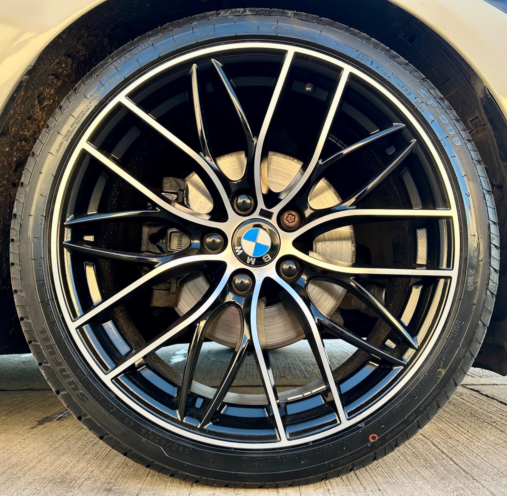 BMW 4 Series view 3