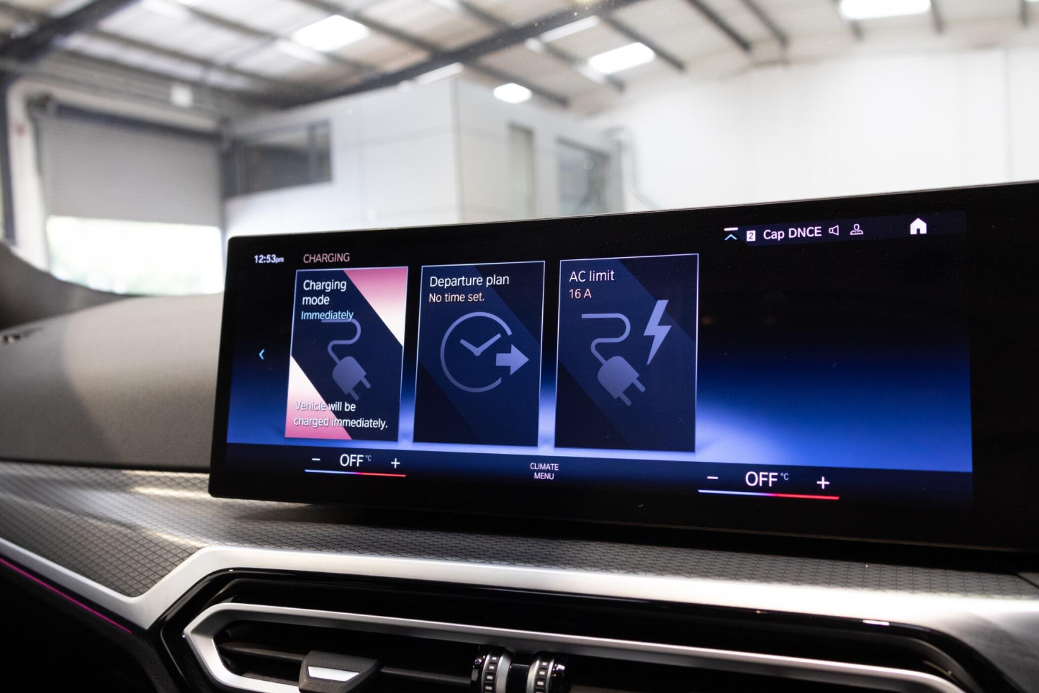 BMW 3 Series view 27